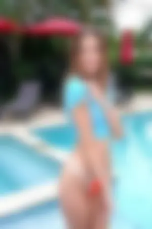 18 Year Old Della Cate Gets Her Tight Pussy Smashed