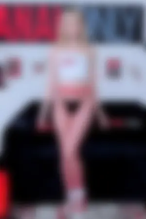 Making the Rounds With Claire’s Ass