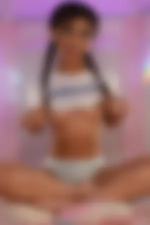 Stretching Open Clara