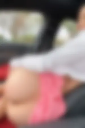 Young Fuck Doll Layla Jenner Gives Road Head Then Gets Dicked Down Properly By Jules