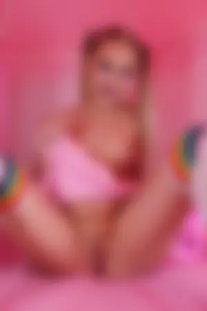 Harley Is A Horny Girl